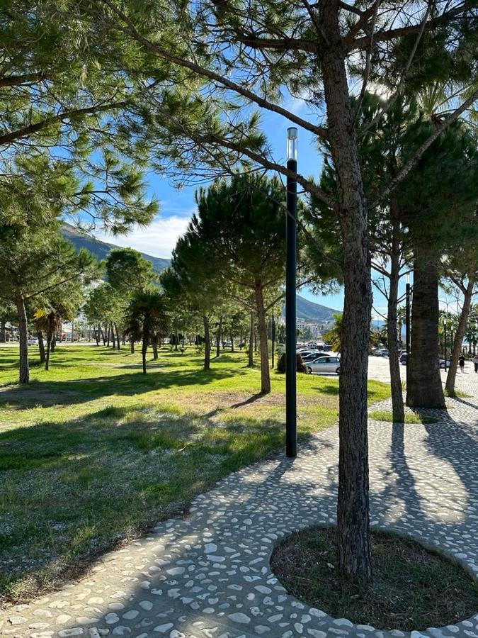 Beachfront With Hotel Facilities Vlorë Екстериор снимка