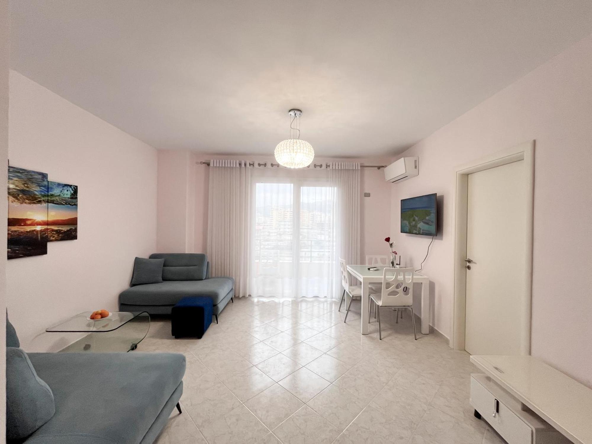 Beachfront With Hotel Facilities Vlorë Екстериор снимка